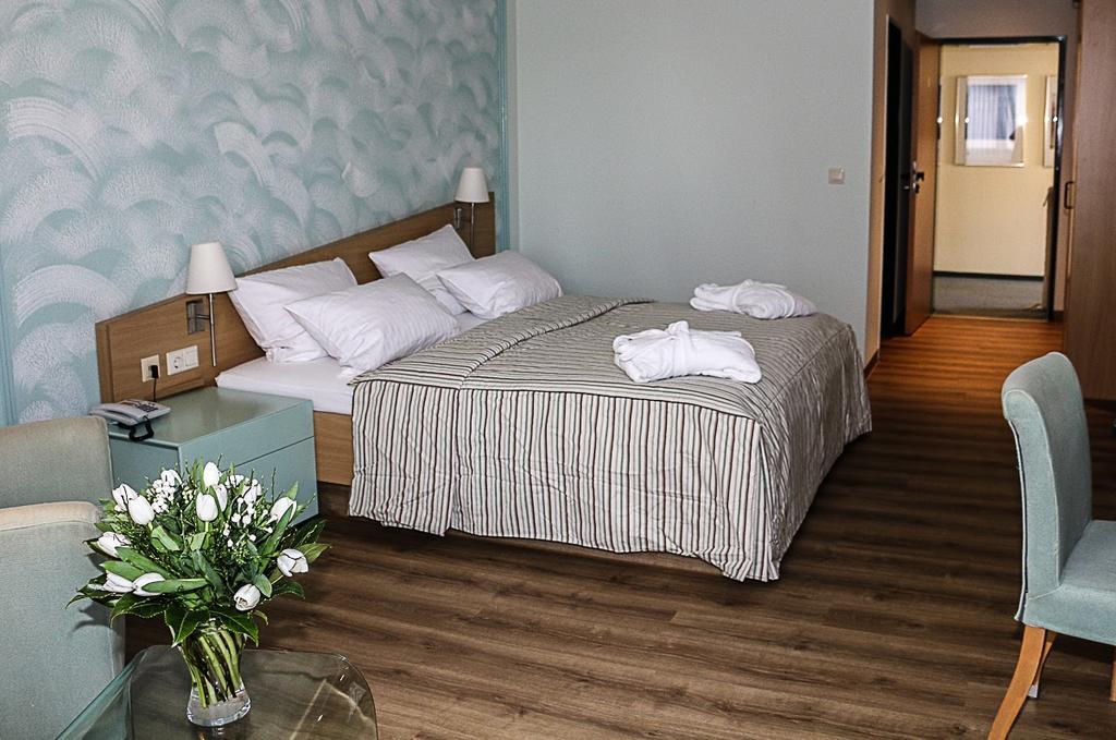 Vitalotel Roonhof Bad Salzuflen Exteriör bild