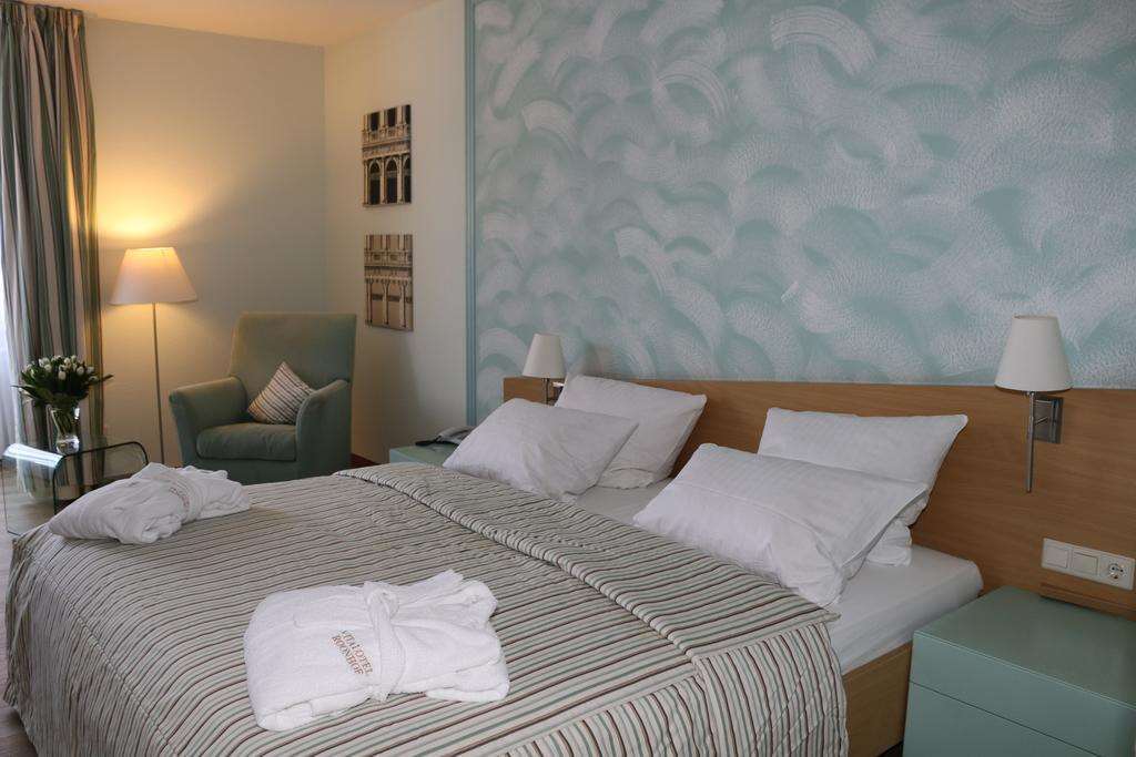 Vitalotel Roonhof Bad Salzuflen Rum bild