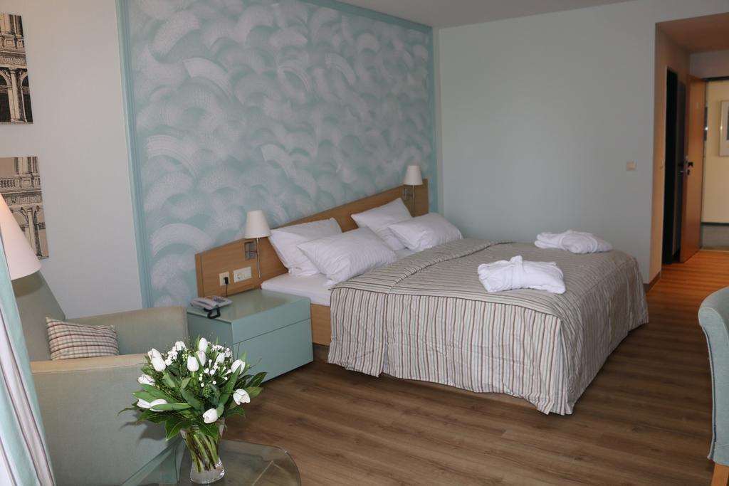 Vitalotel Roonhof Bad Salzuflen Rum bild